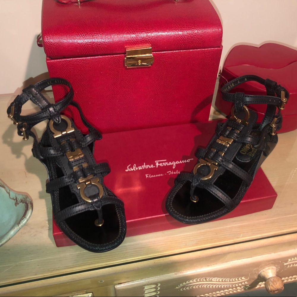 NEW IN BOX SALVATORE FERRAGAMO GLADIATOR SANDALS